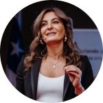 María Elba Chahuán - expositora charla Herramientas de IA